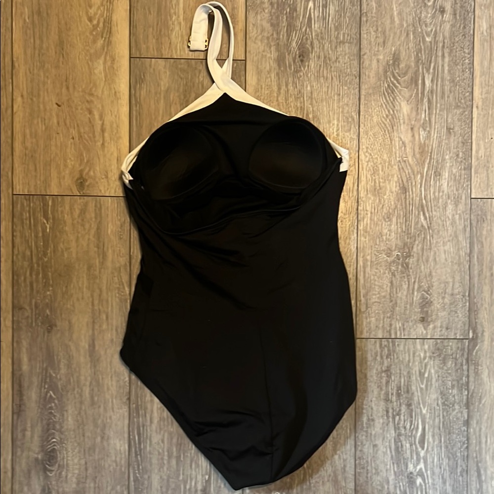 Liz Claiborne Black and White Halter Swimsuit NWOT - Picture 3 of 4